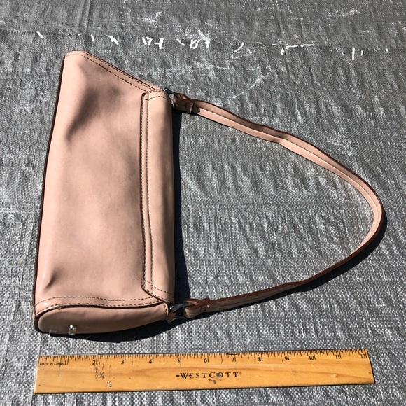 Petite light pink mini purse - Picture 4 of 8